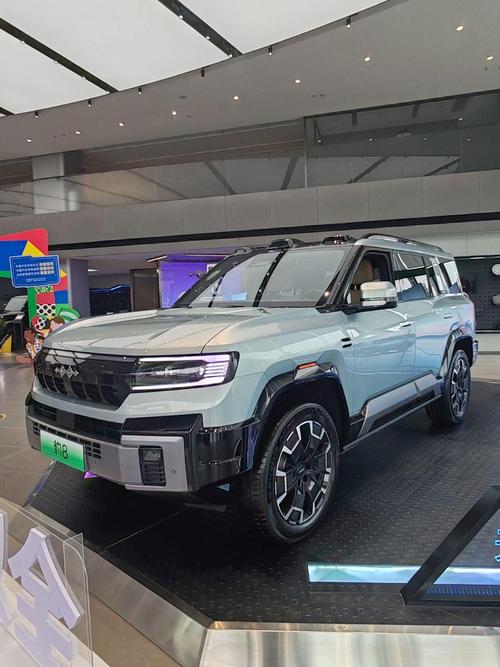 广州218比亚迪方程豹硬派越野的爆款，英菲尼迪35周年与你共成长